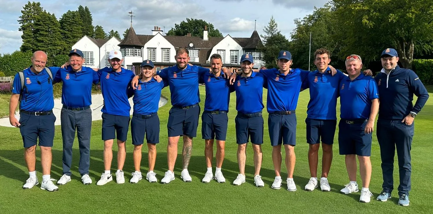 Hampshire First Team Win League after tough battle with Surrey